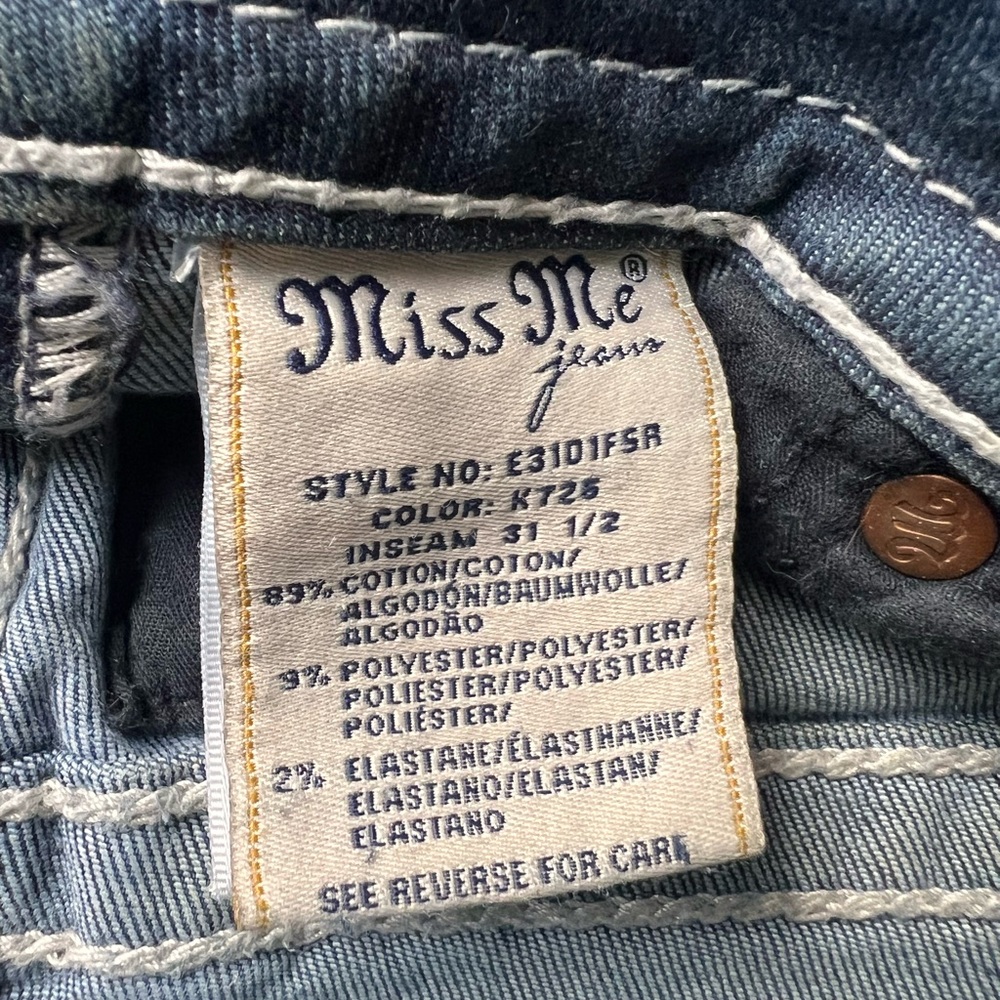 Miss Me Flare Jeans in Blue - Picture 4 of 4